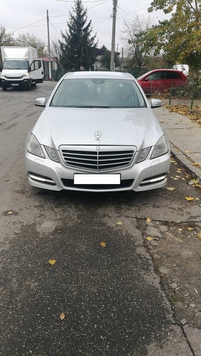 Bancheta spate Mercedes E-CLASS W212 2012 BERLINA 