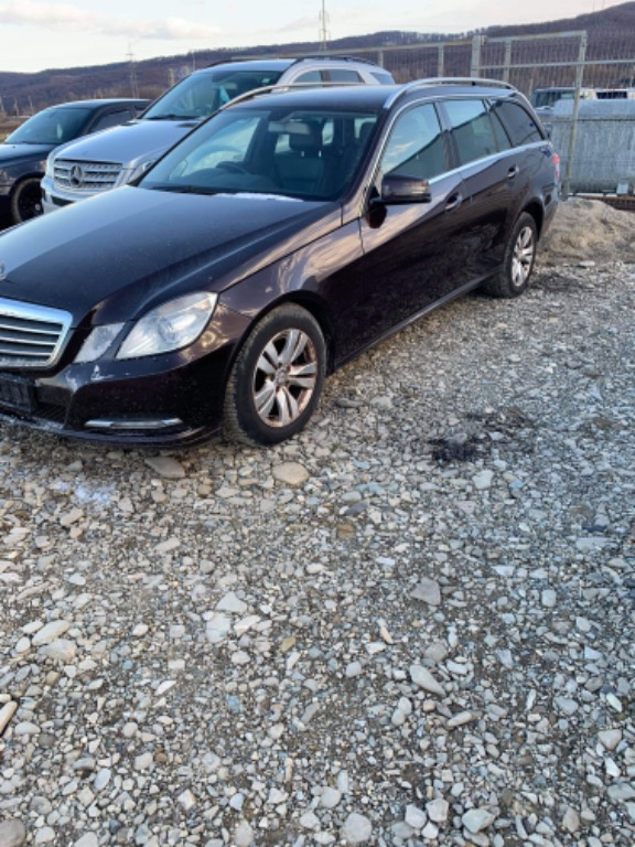 Bancheta spate Mercedes E-Class W212 2012 Break 2.2