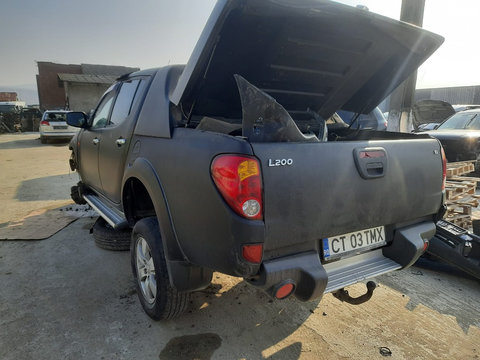 Bancheta spate Mitsubishi L200 2008 Suv 2.5 di-d