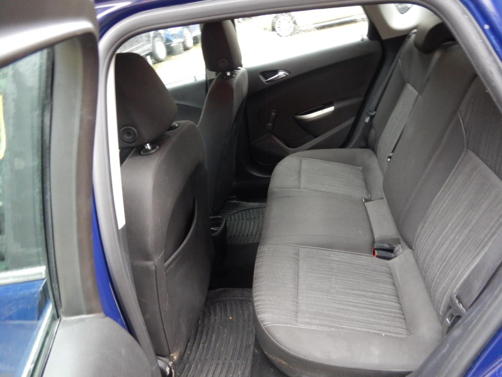 Bancheta spate Opel Astra J 2012 Hatchback 1.7 CDTI DTE