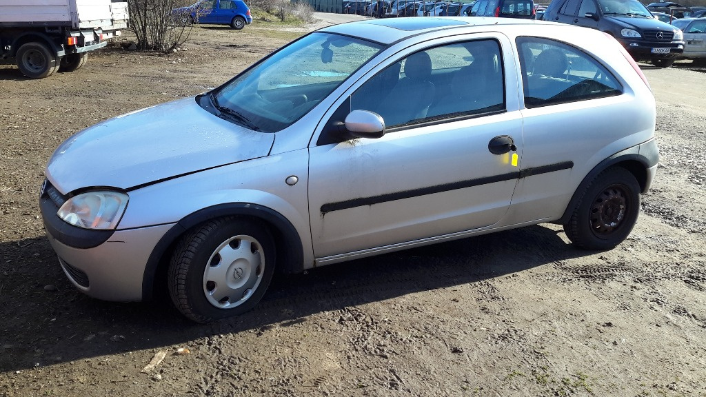 Bancheta spate Opel Corsa C 2001 hatchback 1.0