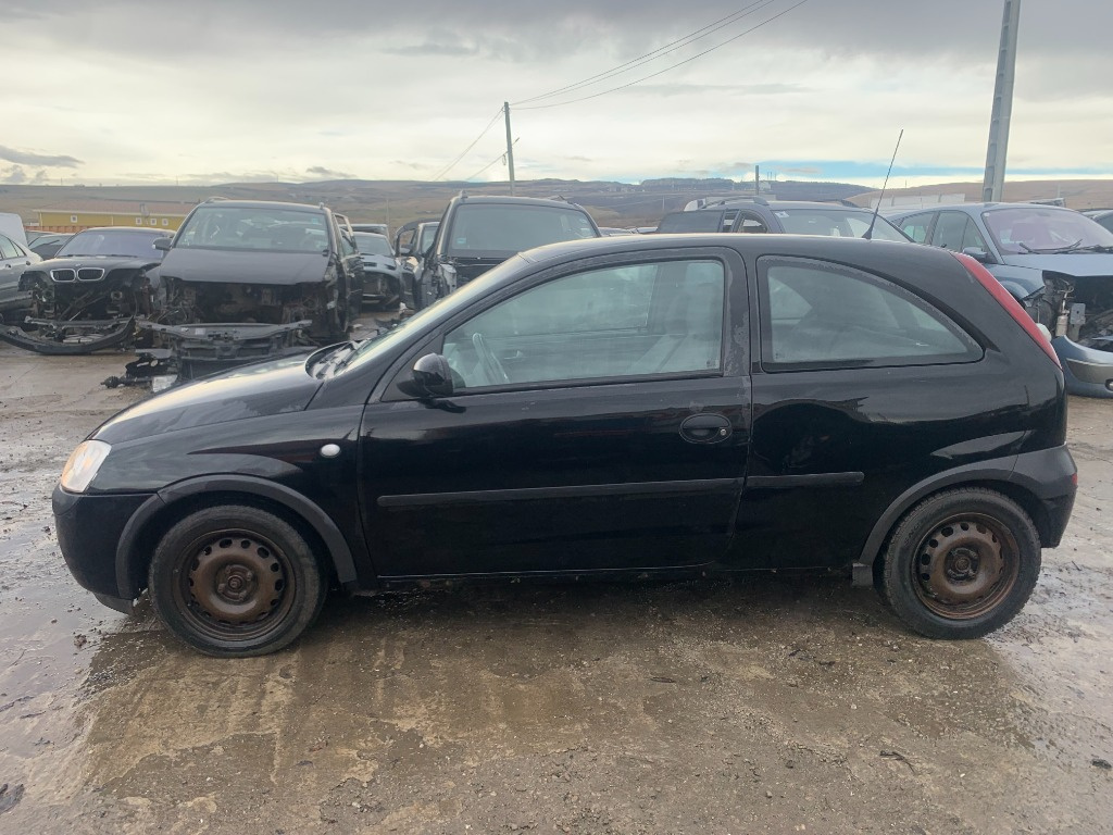 Bancheta spate Opel Corsa C 2002 hatchba