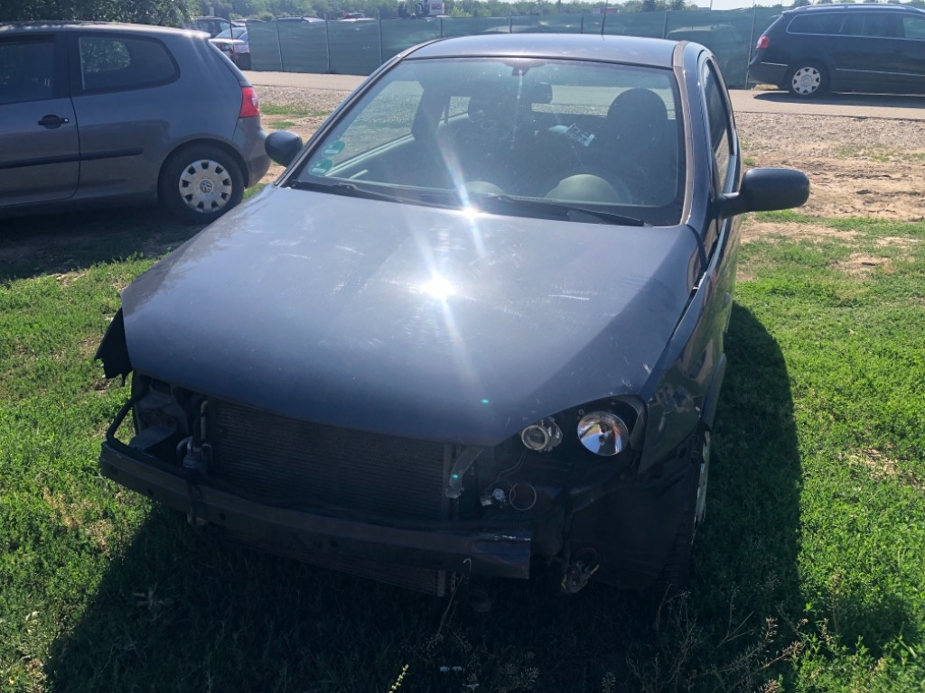 Bancheta spate Opel Corsa C 2006 Hatchback 1.0