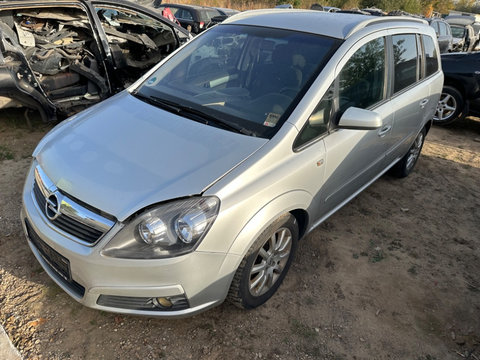 Bancheta spate Opel Zafira B 2005 Hatchback 1.9