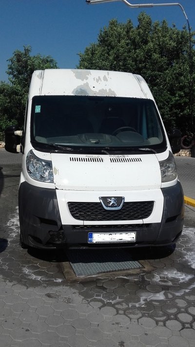 Bancheta spate Peugeot Boxer 2008 autoutilitara 21