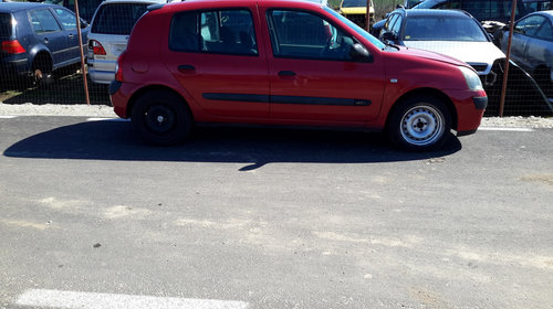 Bancheta spate Renault Clio 3 2004 hatch