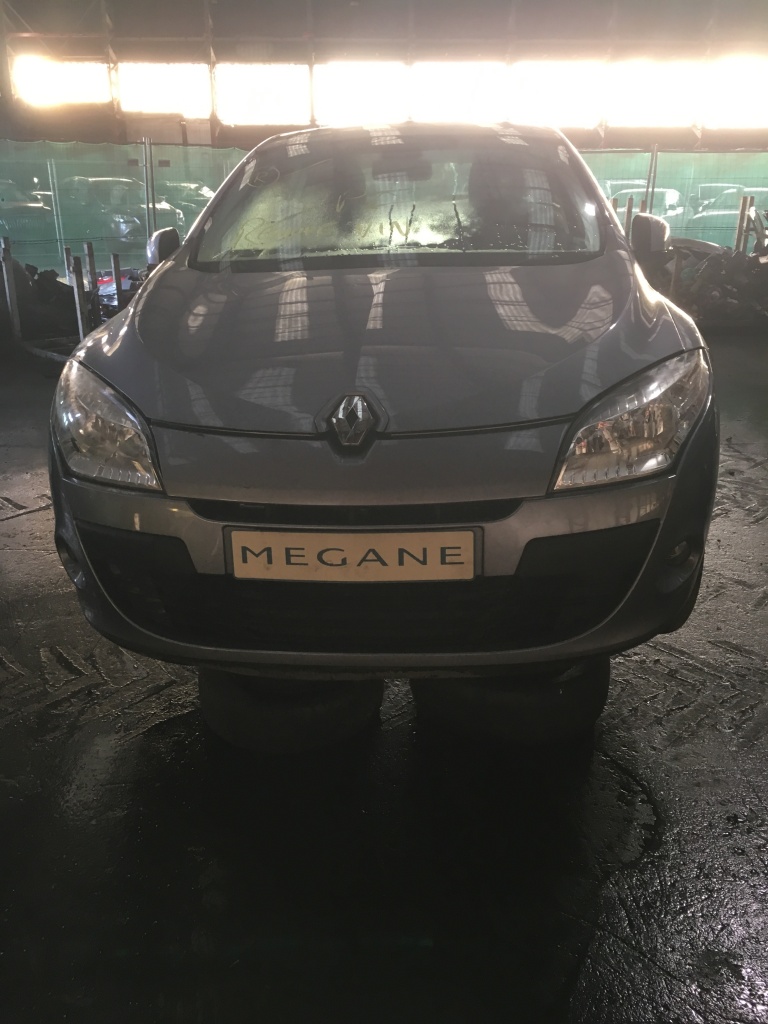 Bancheta spate Renault Megane 2010 Hatchback 1.9