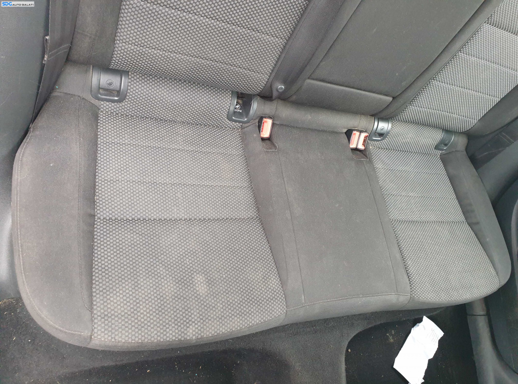 Bancheta Spate Sezut cu Spatar Textil Skoda Octavia 3 Break Combi Variant 2013 - 2020 [K3971]