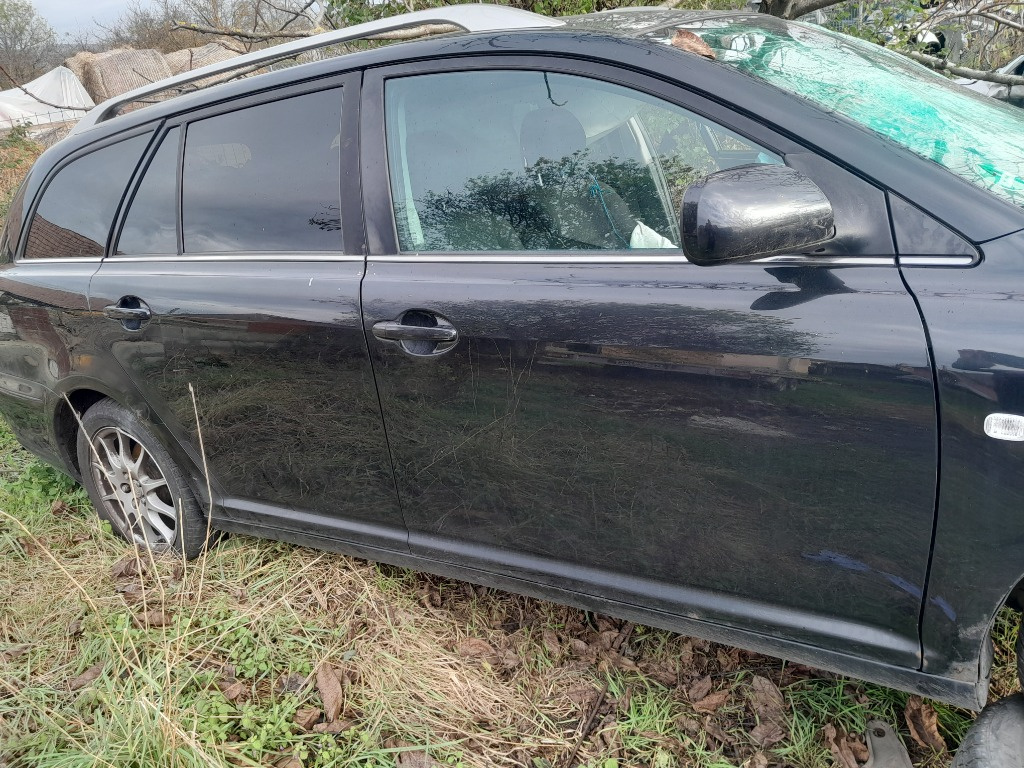 Bancheta spate Toyota Avensis 2007 KOMBI 2,0 DIESEL