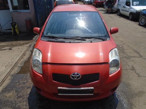 Bancheta spate Toyota Yaris 2006 hatchback 1.3