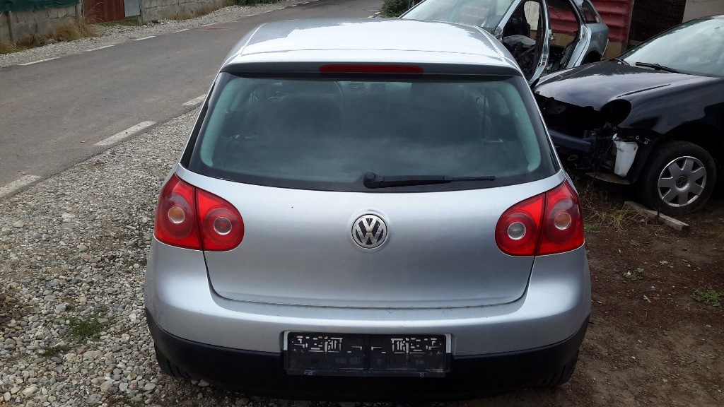 Bancheta spate Volkswagen Golf 5 2005 ha