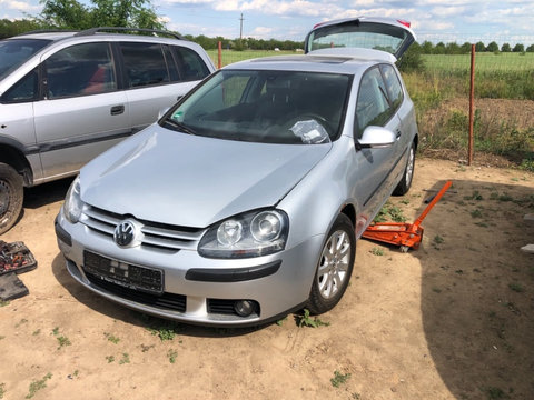 Bancheta spate Volkswagen Golf 5 2005 Hatchback 1.6 fsi