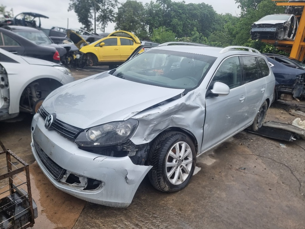 Bancheta spate Volkswagen Golf 6 2010 break 1.6 CAYC