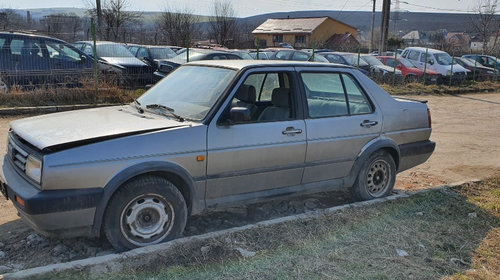 Bancheta spate Volkswagen Jetta 1990 Ber