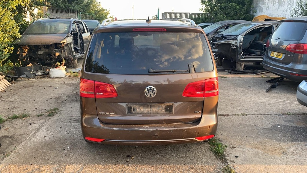 Bancheta spate Volkswagen Touran 2013 Co