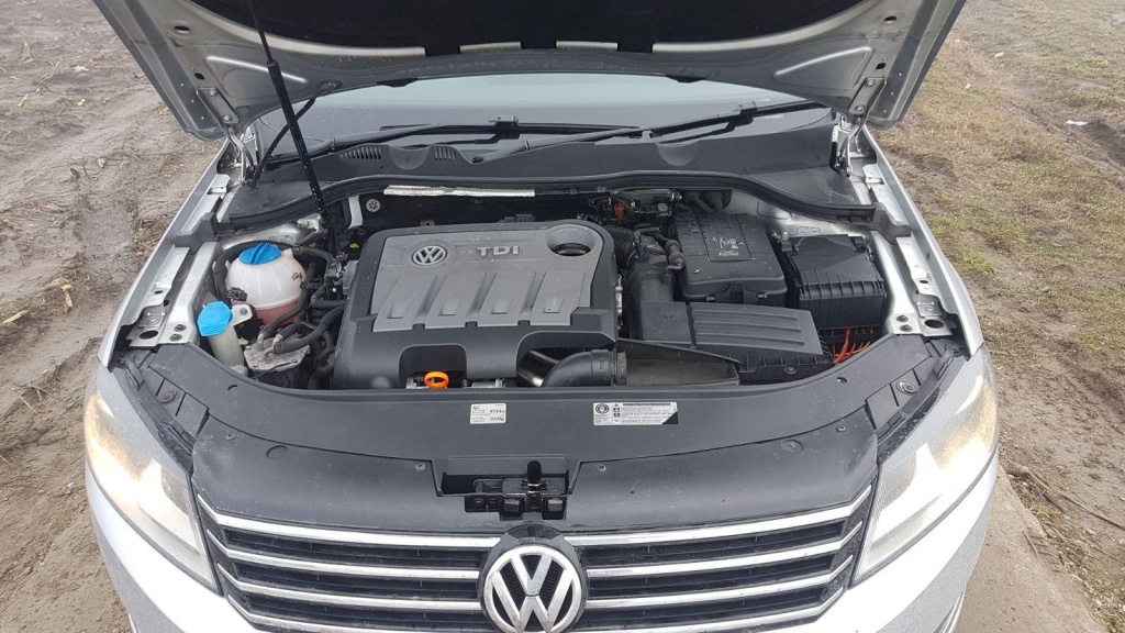 Bancheta spate VW Passat B7 2012 combi 2