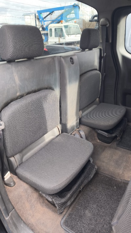 Banchete nissan navara king cab pathfinder