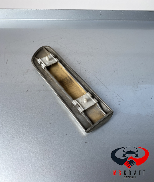 Bandou aripa dreapta A2086900262 A 208 6