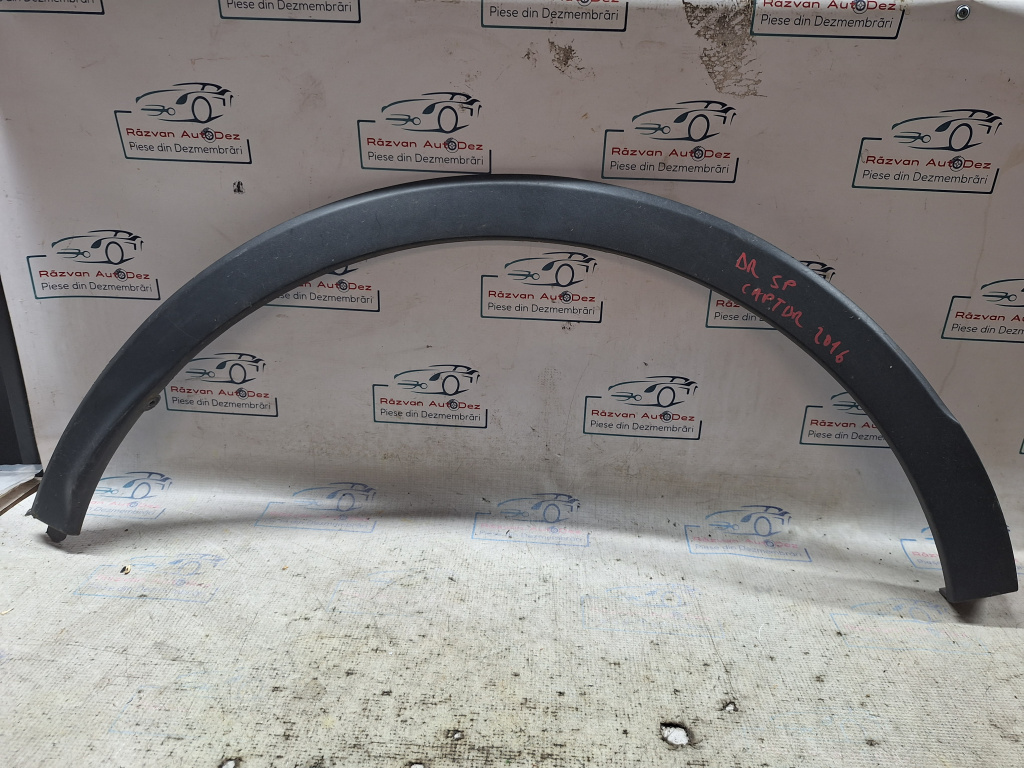 Bandou aripa dreapta spate Renault Captur - Motorina 2016, CU MIC DEFECT