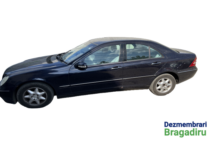 Bandou aripa fata dreapta Mercedes-Benz 