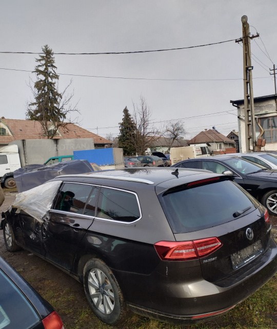Bandou aripa fata dreapta Volkswagen VW 