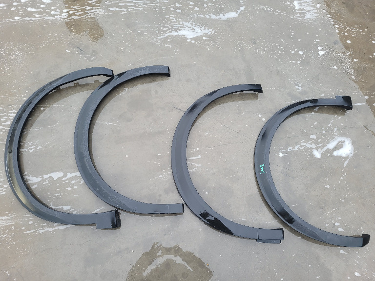 Bandou aripa fata spate Peugeot 2008 2020-2024