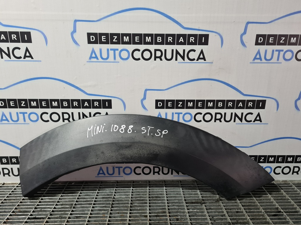 Bandou aripa stanga spate Mini Countryman 2010 - 2