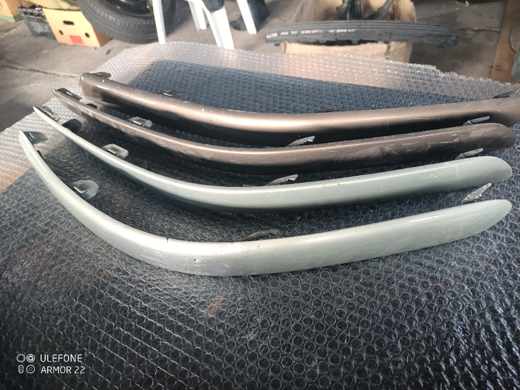 BANDOU COLT BARA STANGA SAU DREAPTA FATA TOYOTA AVENSIS T25 NFL 2003 2004 2005 52713-05020 / 52712-05020