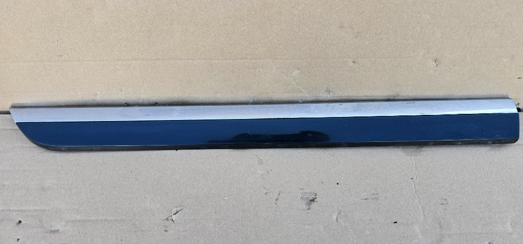 Bandou cromat usa dreapta spate Vw Passat B8 2015 2016 2017 2018
