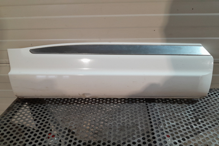 Bandou inferior usa spate dreapta 5N0853970A Volkswagen VW Tiguan 5N [2007 - 2011] Crossover 2.0 TDI 4Motion MT (170 hp)