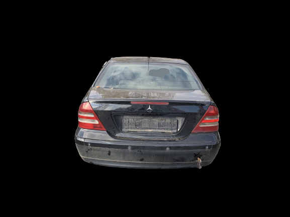 Bandou mijloc usa fata dreapta Mercedes-
