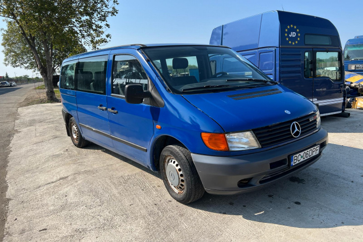 Bandou mijloc usa spate stanga Mercedes-Benz Vito 