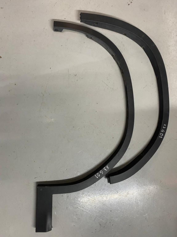 Bandou/ overfender aripa stanga fata/ stanga spate