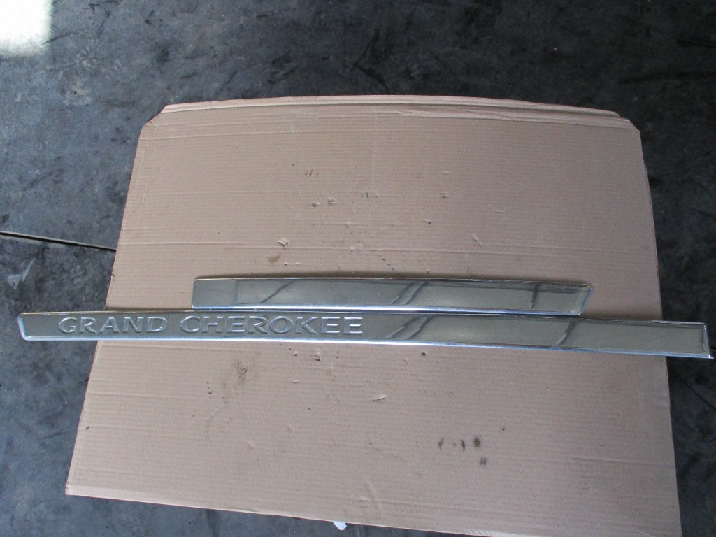 Bandou stanga fata Jeep Grand cherokee 2013