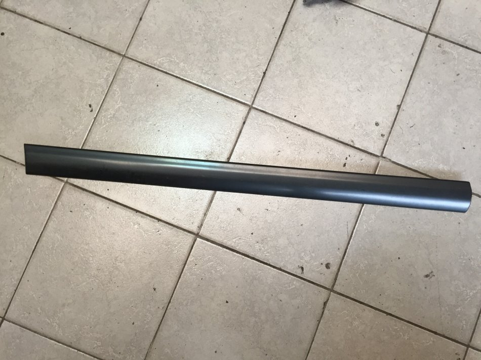 Bandou Usa Fata Stanga MERCEDES E-Class E320 4-MAT