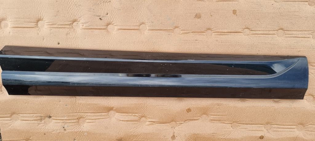 Bandou usa stanga fata Audi Q3 8U 2013 2014 2015 2016 2017