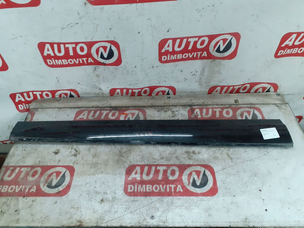 BANDOU USA STANGA FATA AUDI Q5 2010 OEM:8R0853959E.