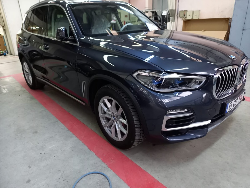 Bară fața bmw x5 an fabricație 2019