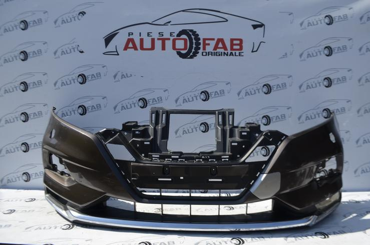 Bară față Nissan Qashqai Facelift an 2017-2020 cu găuri pentru 6 senzori și spălătoare faruri X1Q3S3HORN