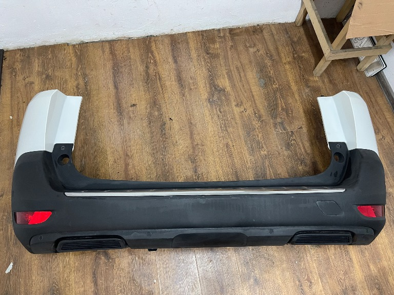 Bară spate completă cu senzori stopuri Peugeot 5008 1.5 HDI 2021-2024