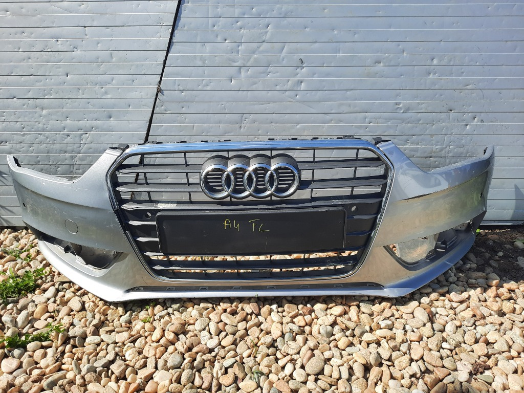 Bara fata audi a4 b8 facelift 2012 2013 2014 2015 cu grila