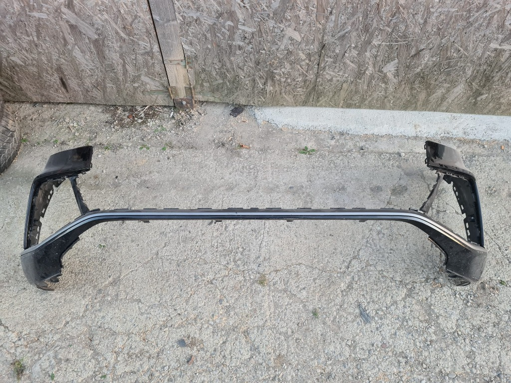 Bara Fata Audi Q8 Cod 4M8807437D