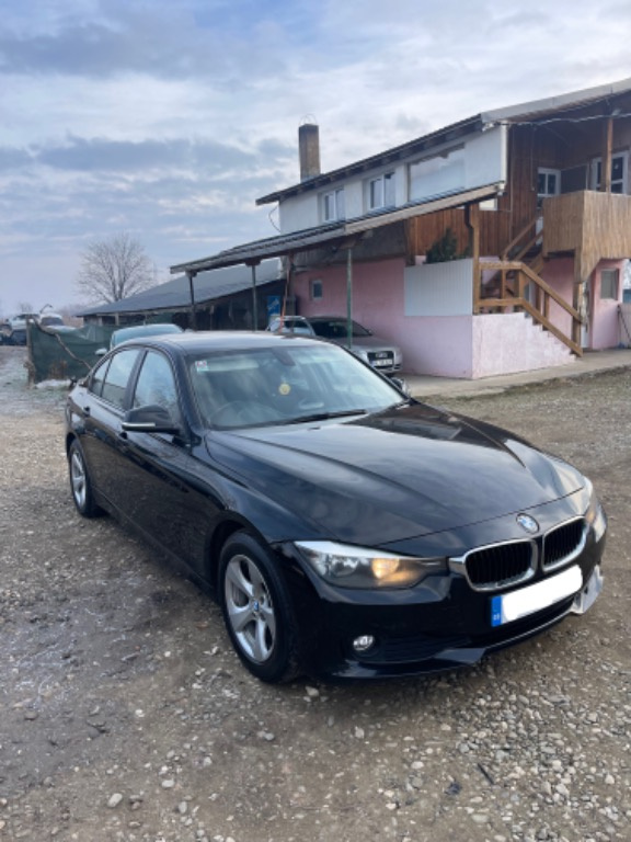 Bara fata BMW F30 2012 Berlina 2.0