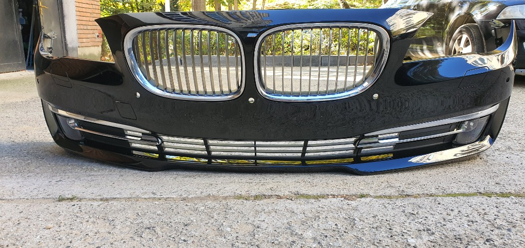 Bara fata Bmw seria 7 F01, F02, lci face