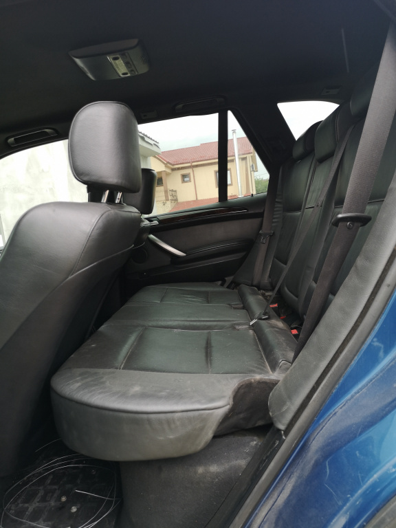 Bara fata BMW X5 E53 2002 suv 4.4 i