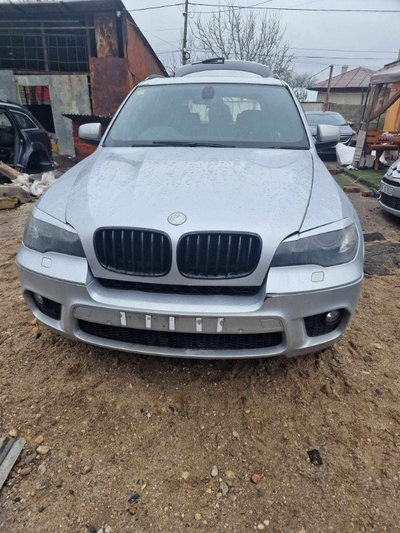 Bara fata BMW X5 E70 2009 suv 3.0