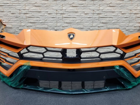 Bara fata Carbon Orange Lamborghini Urus