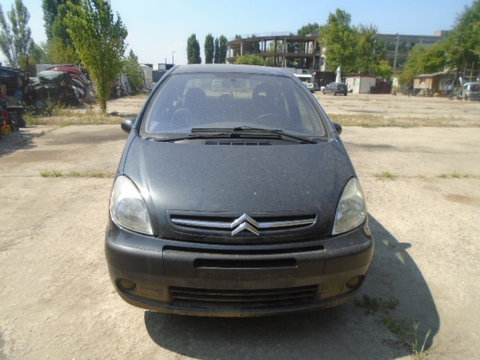 Bara fata Citroen Xsara Picasso 2004 Hatchback 1.6 tdi