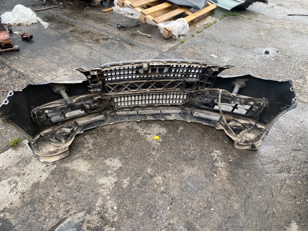 Bara fata completa Audi Q7 2008