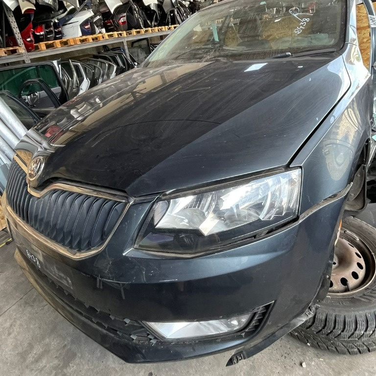 BARA FATA COMPLETA DE SKODA OCTAVIA 3